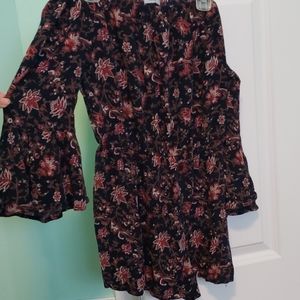 Pattern romper with bell sleeves